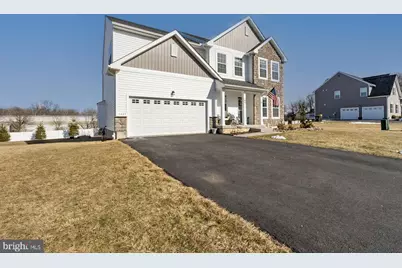 425 Chief Tatamy Street, Easton, PA 18045 - Photo 4