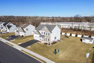 425 Chief Tatamy St, Easton, PA 18045 - Photo 6