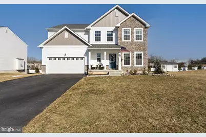 425 Chief Tatamy Street, Easton, PA 18045 - Photo 2