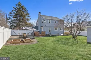 2145 Henderson St, Bethlehem, PA 18017 - Photo 2