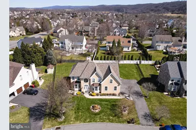 2277 Leigh Drive, Easton, PA 18040 - Photo 2