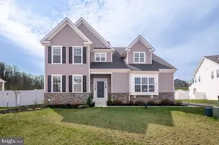 70 Kate Ct, Easton, PA 18042 - Photo 2