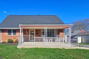 875 Poplar Rd, Hellertown, PA 18055 - Photo 1