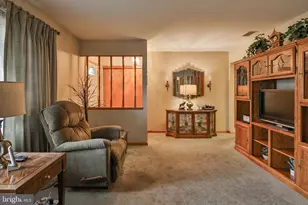 3025 Oakland Dr, Northampton, PA 18067 - Photo 10