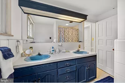 2011 Sycamore Street, Bethlehem, PA 18017 - Photo 54