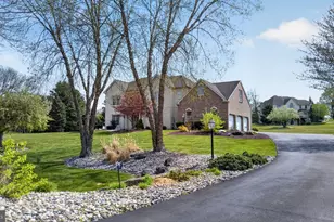 3500 Manor Rd, Bethlehem Township, PA 18020 - Photo 2