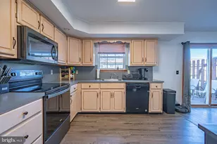2725 Victoria Ln, Easton, PA 18045 - Photo 16