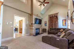 49 Crest Blvd, Easton, PA 18045 - Photo 18