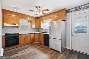 1704 Lincoln St, Bethlehem, PA 18017 - Photo 10