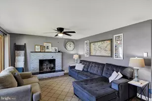 2640 Belaire Rd, Bethlehem, PA 18017 - Photo 6