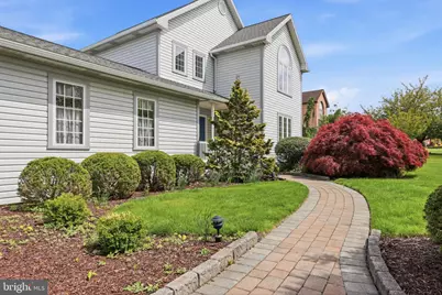 1011 Johnston Drive, Bethlehem, PA 18017 - Photo 4