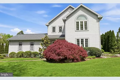 1011 Johnston Drive, Bethlehem, PA 18017 - Photo 2