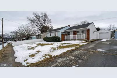 1569 Fleming Street, Bethlehem, PA 18017 - Photo 2