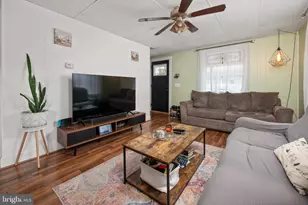 1124 Furnace St, Hellertown, PA 18055 - Photo 4
