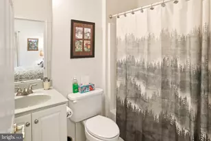 45 Inverness Ln, Easton, PA 18045 - Photo 24