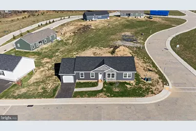 1410 Heytesbury Road, Walnutport, PA 18088 - Photo 2