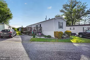 39 Country Club Rd W, Allen Township, PA 18067 - Photo 26