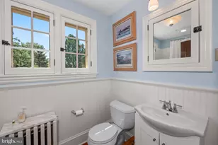 2770 S Delaware Dr, Easton, PA 18042 - Photo 32