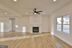 448 Long Ln, Walnutport, PA 18088 - Photo 18