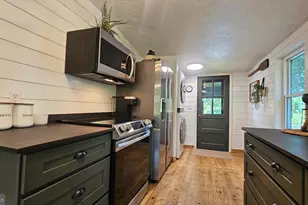 1855 S Delaware Dr, Easton, PA 18042 - Photo 8