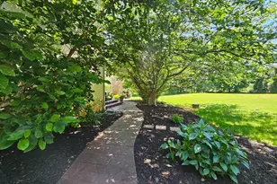 30 Melchor Dr, Easton, PA 18042 - Photo 4