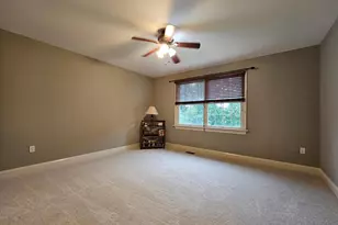 30 Melchor Dr, Easton, PA 18042 - Photo 42