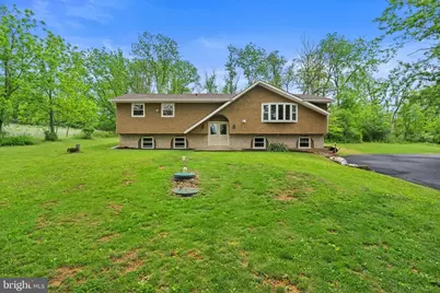 1040 Riverview Drive, Walnutport, PA 18088 - Photo 1