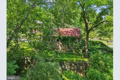 1867 Old Mill Road, Bethlehem, PA 18015 - Photo 32