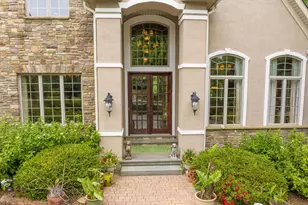 2690 Imperial Crest Ln, Hellertown, PA 18055 - Photo 4