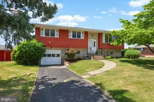 1461 1st St, Bethlehem, PA 18020 - Photo 2