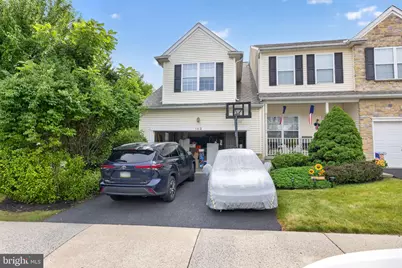 142 Willow Drive, Easton, PA 18045 - Photo 1