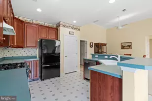 1861 Felicity Ln, Hellertown, PA 18055 - Photo 10