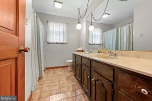 947 Tamenend Rd, Bath, PA 18014 - Photo 28