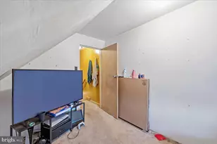 631 Alaska St, Bethlehem, PA 18015 - Photo 24