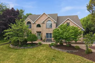 831 Colonna Ln, Nazareth, PA 18064 - Photo 2