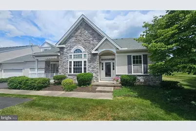 1866 Gregory Place, Hellertown, PA 18055 - Photo 2
