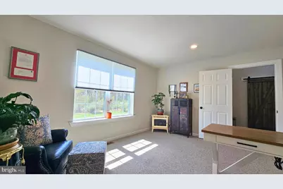 2645 Longridge Drive, Hellertown, PA 18055 - Photo 8