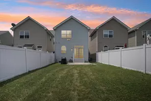 2127 Huntington Ln, Easton, PA 18040 - Photo 4
