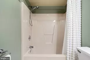 4480 Jasmine Dr, Bethlehem, PA 18020 - Photo 36