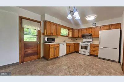 2529 Ringhoffer Road, Hellertown, PA 18055 - Photo 6