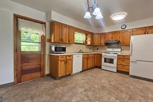 2529 Ringhoffer Rd, Hellertown, PA 18055 - Photo 6