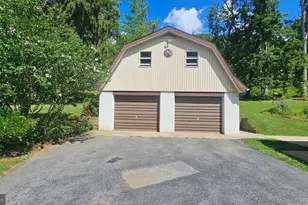 2529 Ringhoffer Rd, Hellertown, PA 18055 - Photo 24