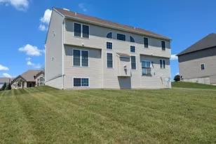 250 Danbury Dr, Nazareth, PA 18064 - Photo 32