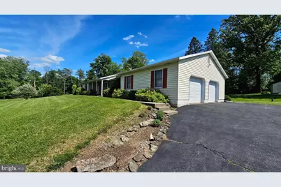 2810 County Line Road, Lower Saucon Township, PA 18077 - Photo 2