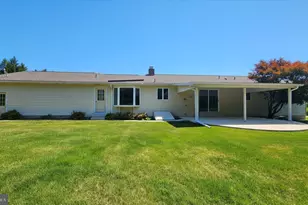 2810 County Line Rd, Lower Saucon Township, PA 18077 - Photo 24
