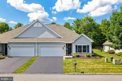 46 Glenmoor Cir N, Easton, PA 18045 - Photo 34