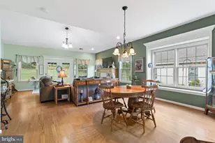 46 Glenmoor Cir N, Easton, PA 18045 - Photo 10