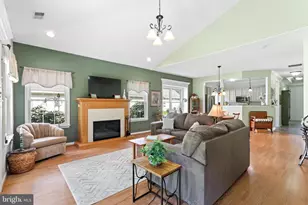 46 Glenmoor Cir N, Easton, PA 18045 - Photo 1