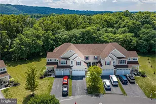 889 Iron Ln, Easton, PA 18040 - Photo 4