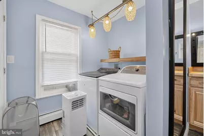 414 W Mountain Avenue, Pen Argyl, PA 18072 - Photo 16